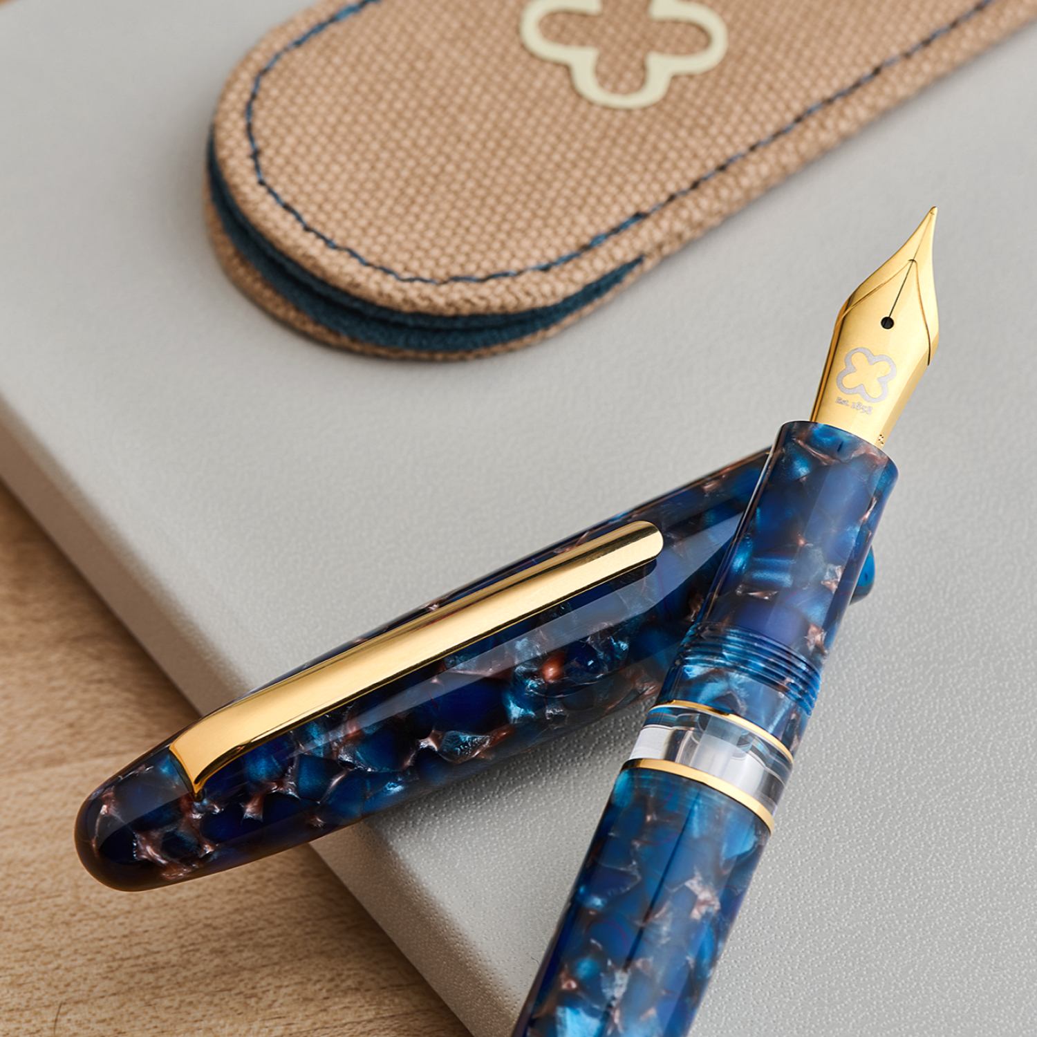 Nouveau Bleu Estie