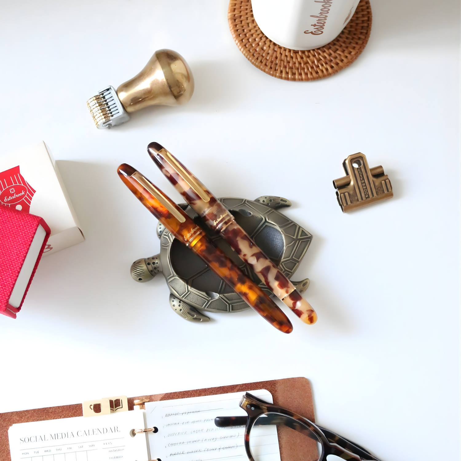 Amber Tortoise Estie