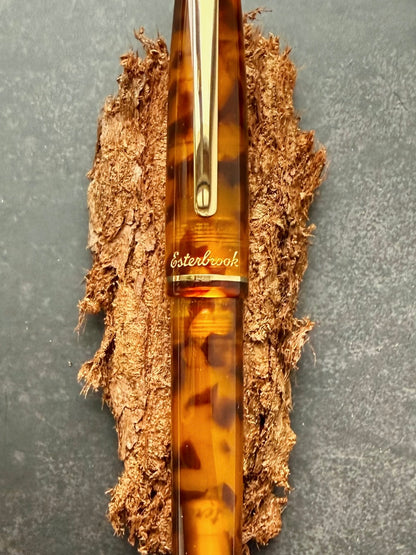 Amber Tortoise Estie - Specialty Nibs