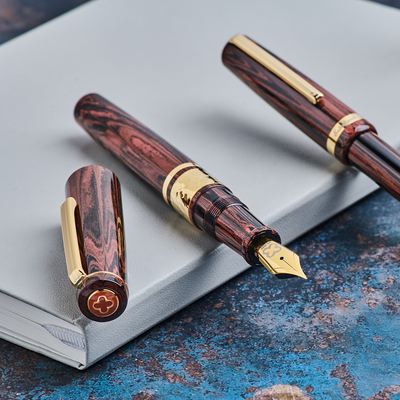 The Old-Fashioned Collection: Ebonite Model J and JR