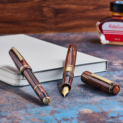 The Old-Fashioned Collection: Ebonite Model J and JR